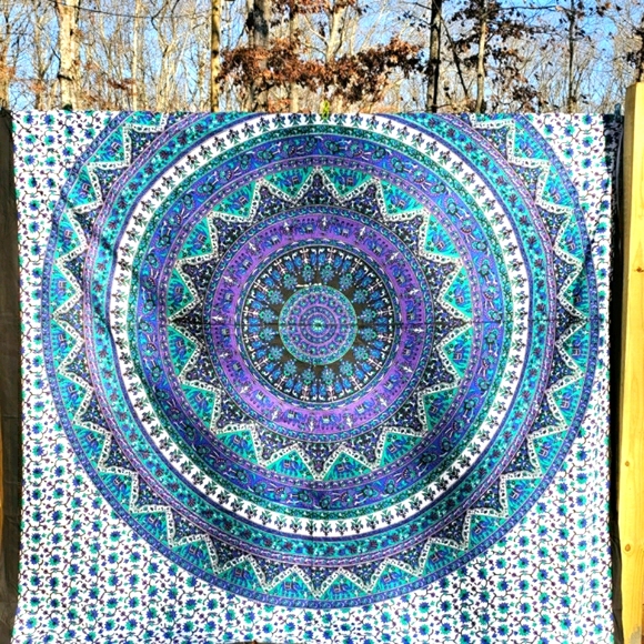HUGE Wall Tapestry Hanging Art Mandala - Picture 7 of 7